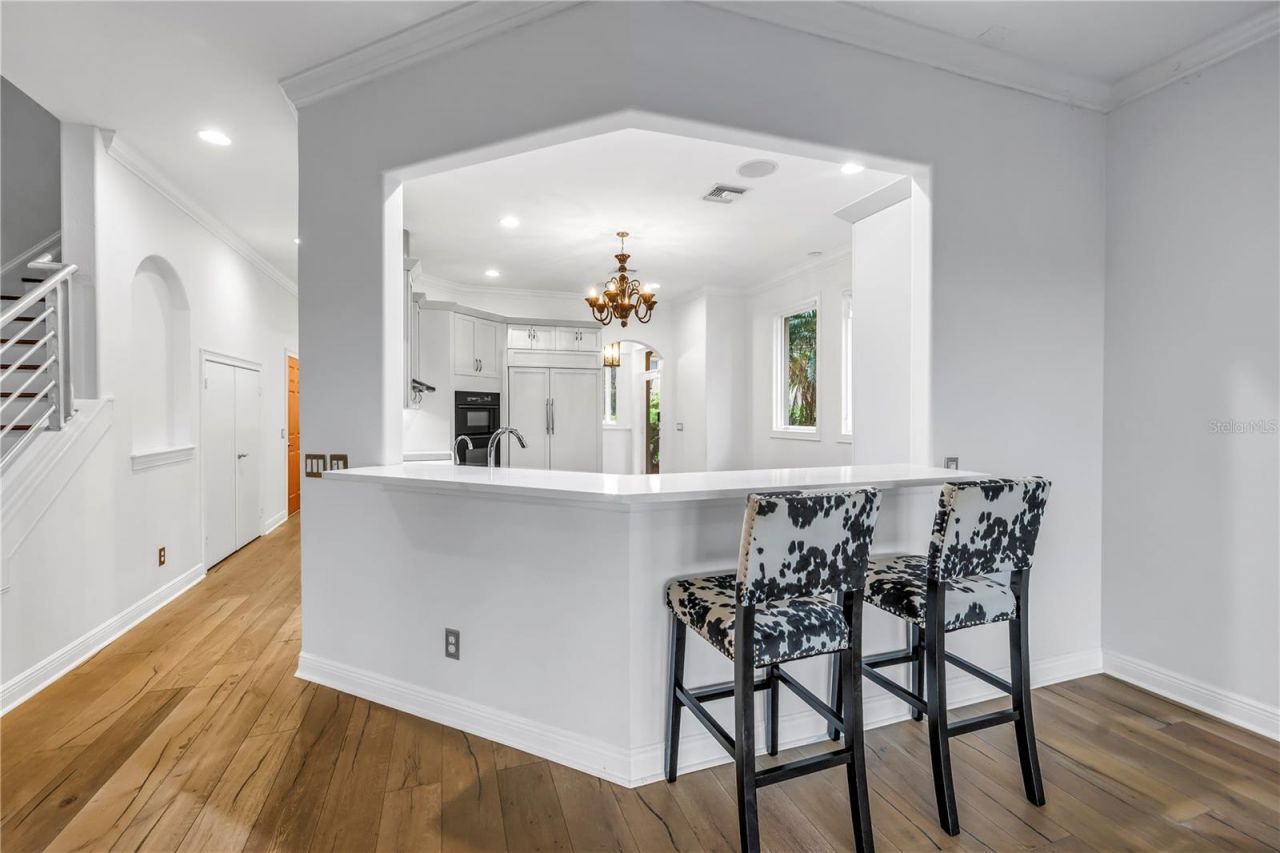 651 Saxony Boulevard, Saint Petersburg, FL 33716 Photo