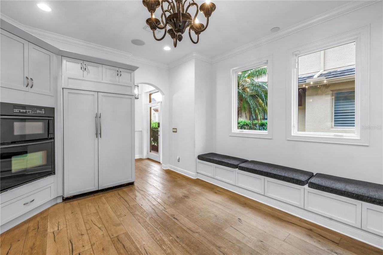 651 Saxony Boulevard, Saint Petersburg, FL 33716 Photo