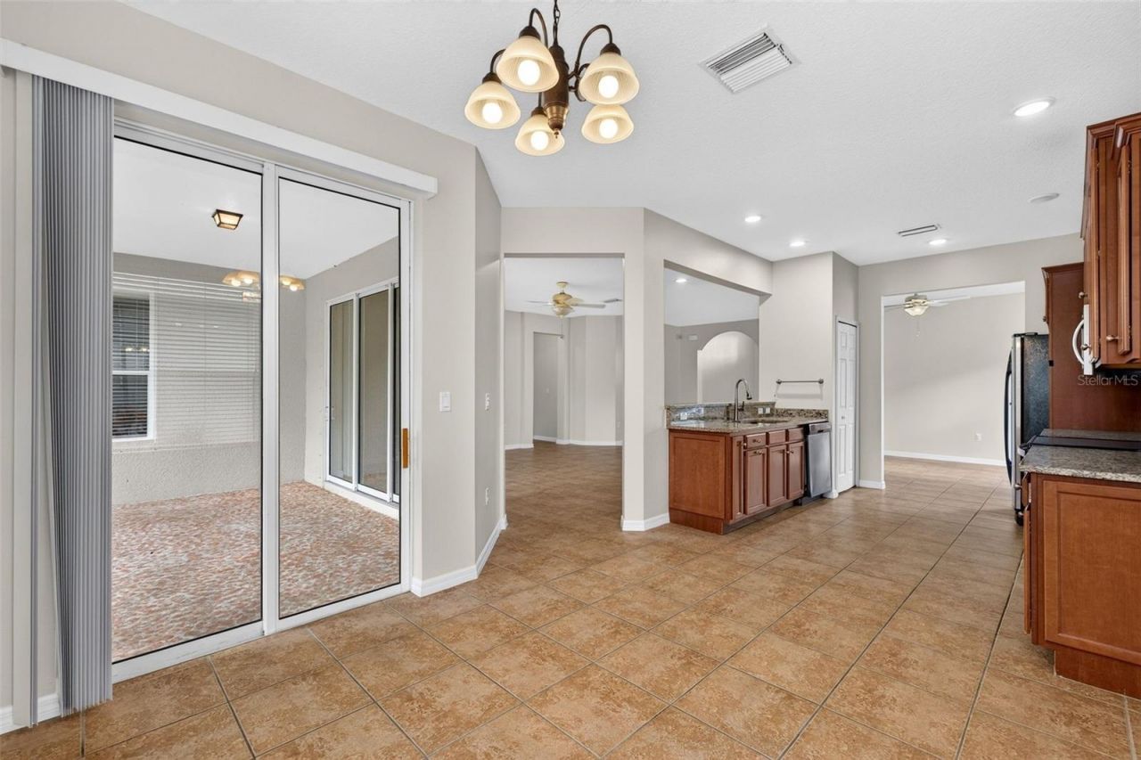 6744 45th Terrace E, Bradenton, FL 34203 Photo