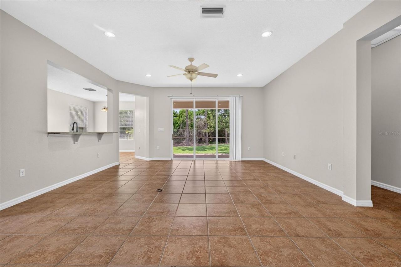6744 45th Terrace E, Bradenton, FL 34203 Photo