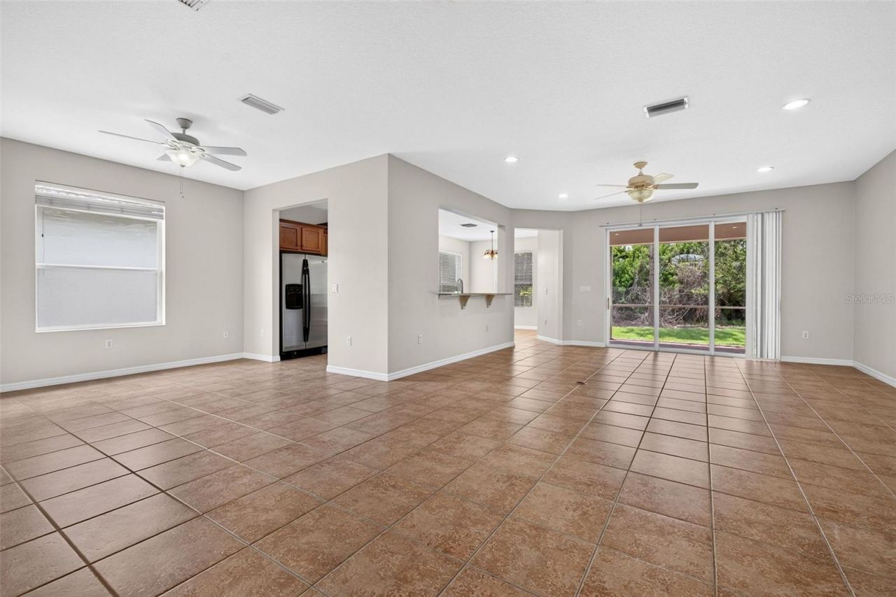 6744 45th Terrace E, Bradenton, FL 34203 Photo
