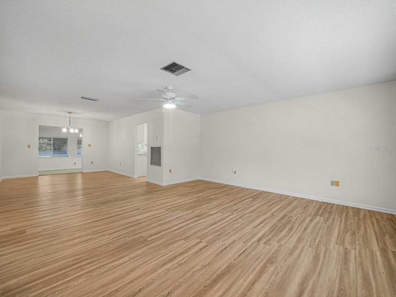 619 Lake Blue Drive , Lake Placid, FL 33852 Photo