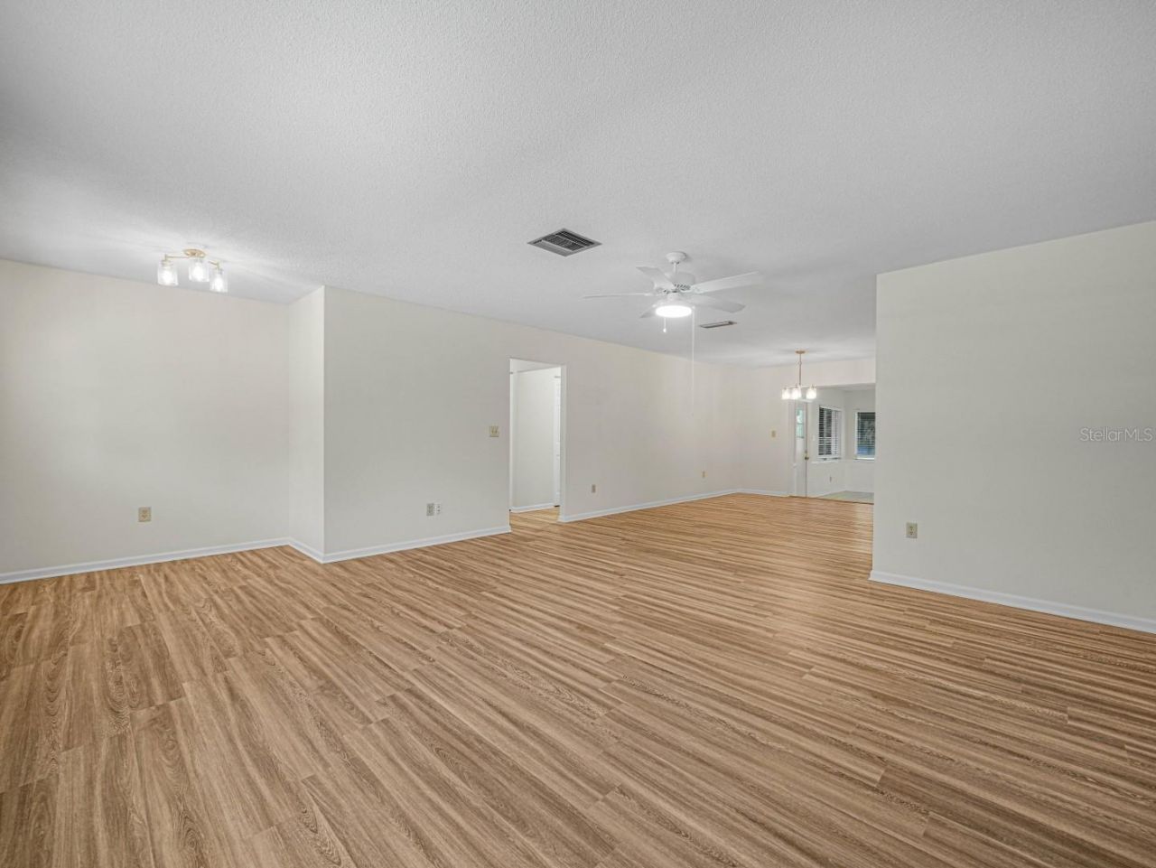 619 Lake Blue Drive , Lake Placid, FL 33852 Photo