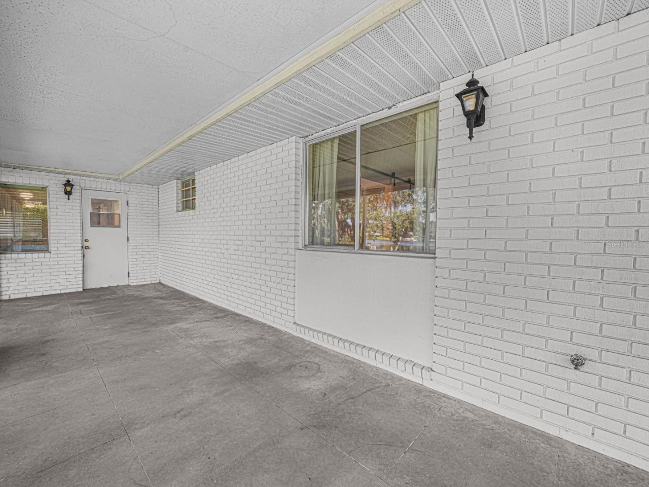 619 Lake Blue Drive , Lake Placid, FL 33852 Photo