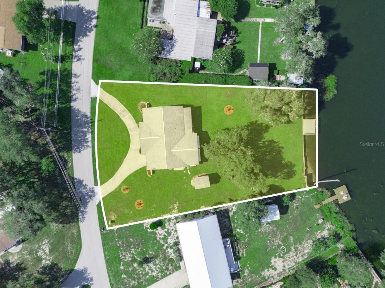 619 Lake Blue Drive , Lake Placid, FL 33852 Photo