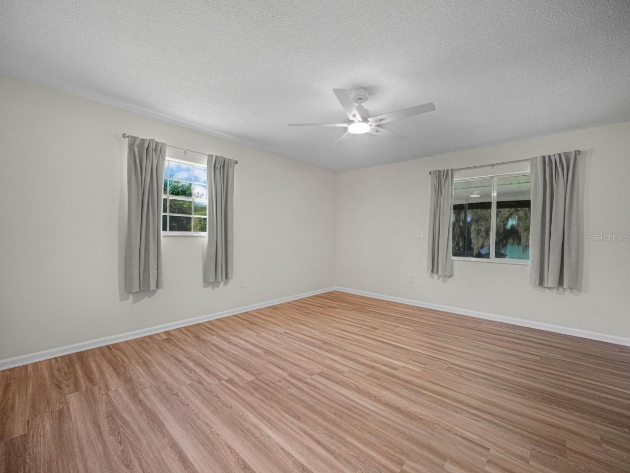 619 Lake Blue Drive , Lake Placid, FL 33852 Photo