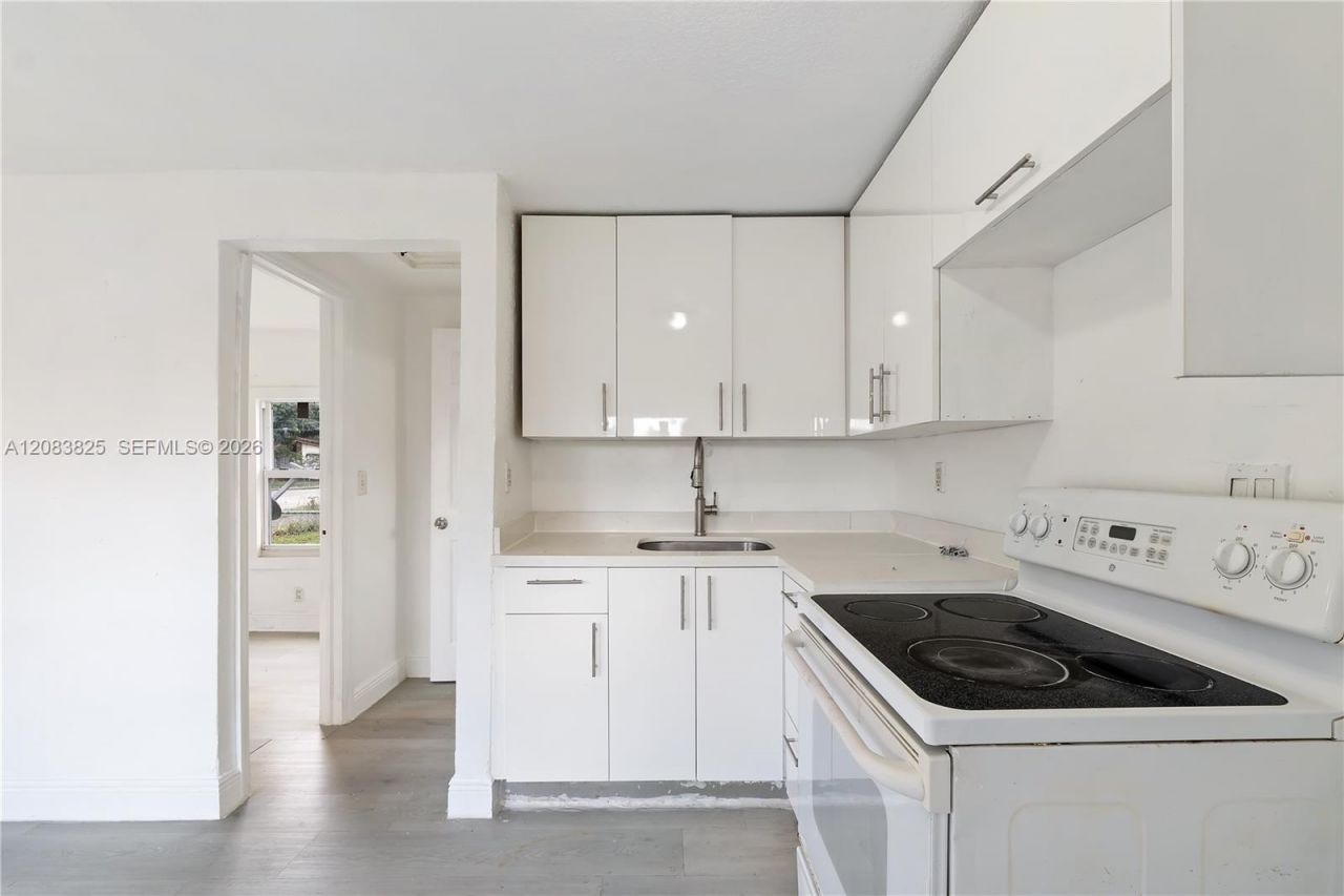 5714 NW 21th Ave. , Miami, FL 33142 Photo