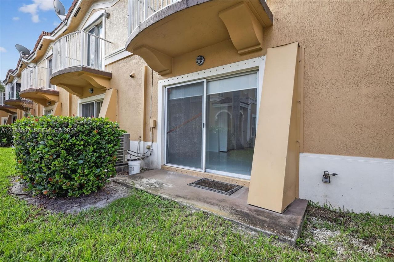 12989 SW 30th Ct , Unit 135, Miramar, FL 33027 Photo