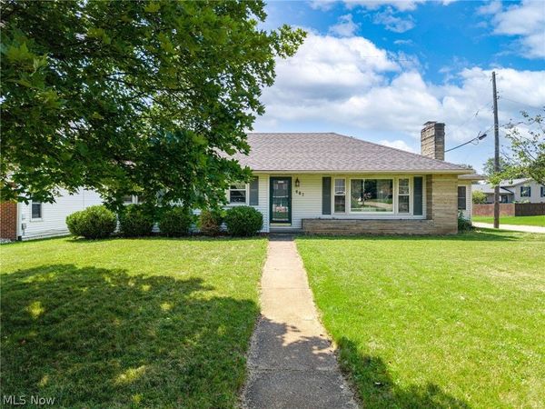 887 Arlington Avenue , Mansfield, OH 44903