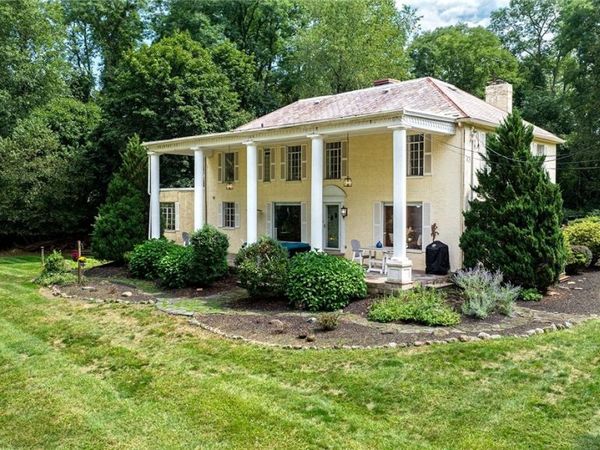 1375 N Revere Road , Akron, OH 44333