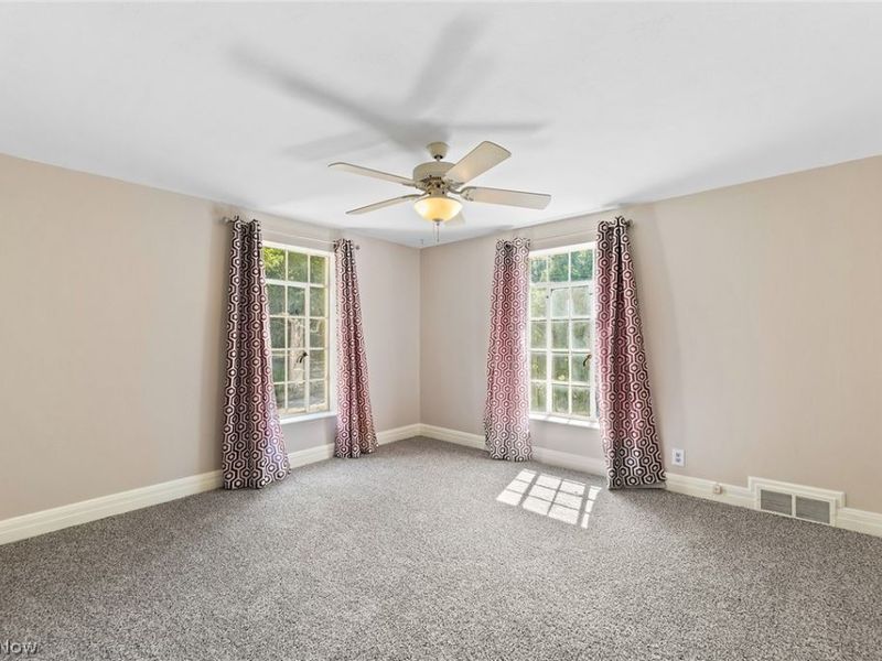 1375 N Revere Road, Akron, OH 44333 Photo 32