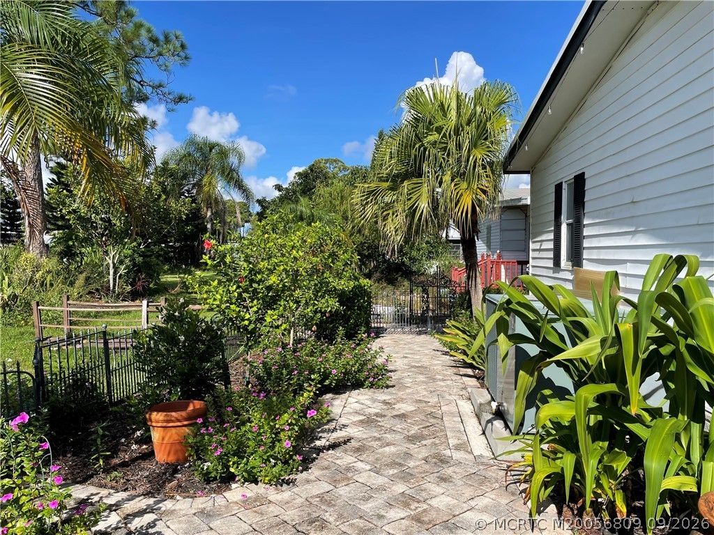16112 SW Five Wood Way, Indiantown, FL 34956 Photo