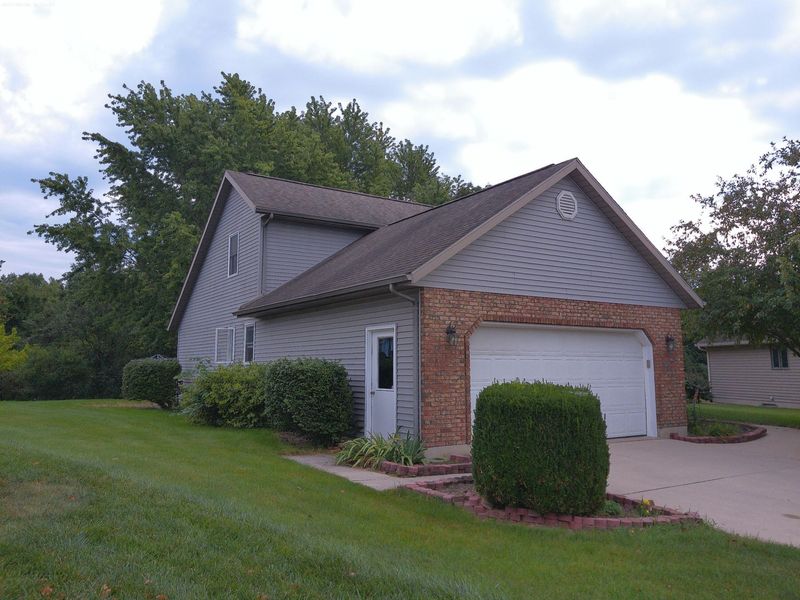35 Kamman Circle, New Bremen, OH 45869 Photo 3