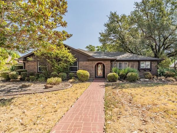 5500 Meadow Oak Street , North Richland Hills, TX 76180