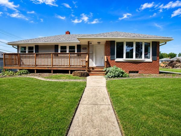 8904 Parrish Avenue , Highland, IN 46322