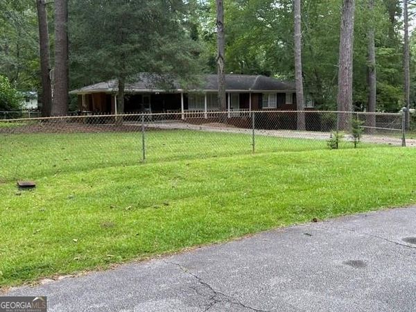 856 Virginia Court SE, Conyers, GA 30094