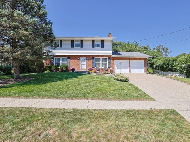 5653 Christine Drive, Fairfield, OH 45014 Photo 1