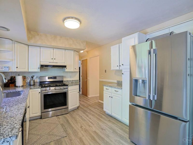 5653 Christine Drive, Fairfield, OH 45014 Photo 14