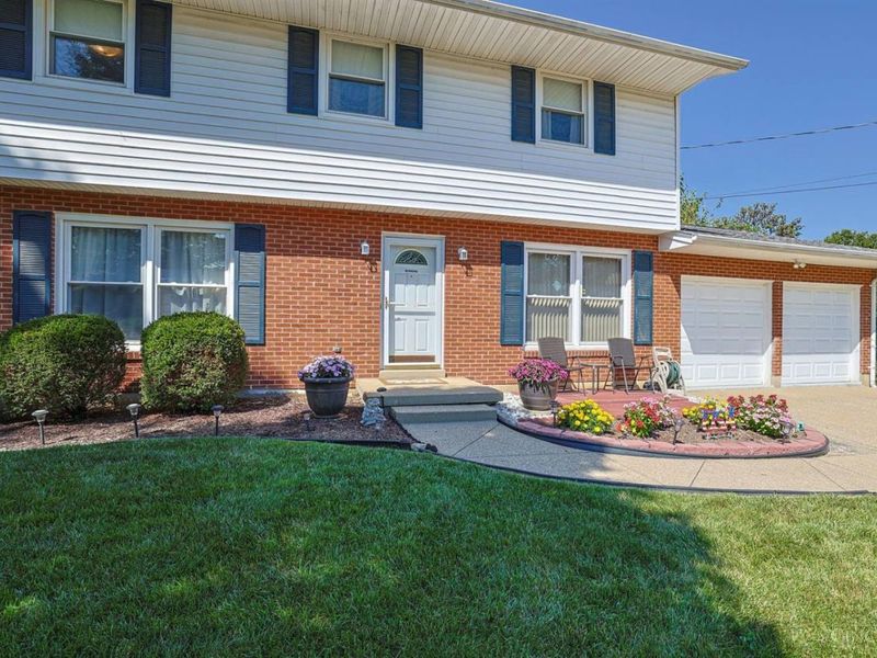 5653 Christine Drive, Fairfield, OH 45014 Photo 3