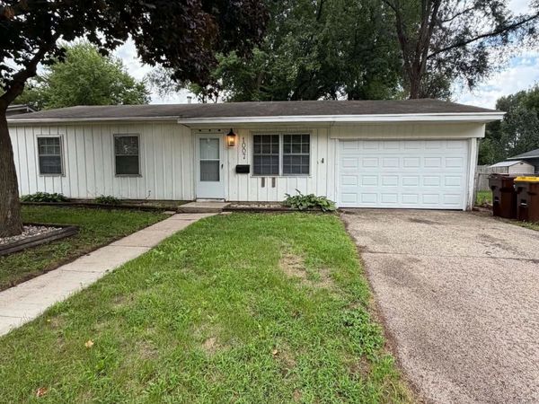1007 KINGSLEY Drive, MACHESNEY PARK, IL 61115
