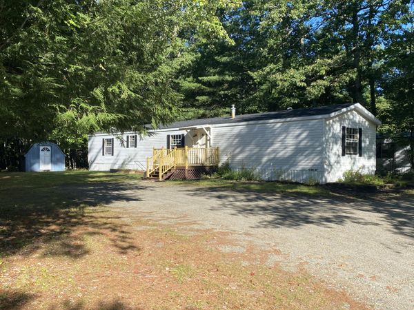 24 Pleasant Street , Milford, ME 04461