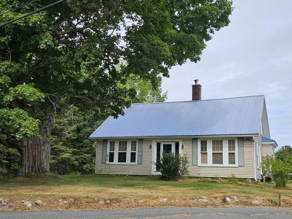 58 Waugan Road , Monmouth, ME 04259