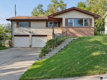 6124 Jaynes Street, Omaha, NE 68104