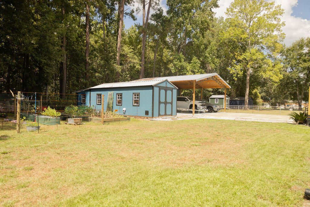 114 Sharon Drive Photo 10