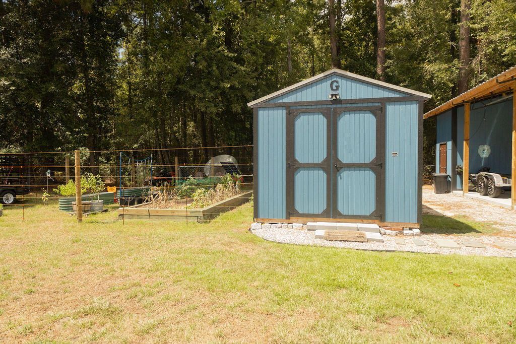 114 Sharon Drive Photo 37
