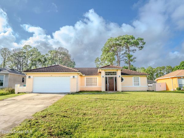 42 Emerson Drive NW , Palm Bay, FL 32907