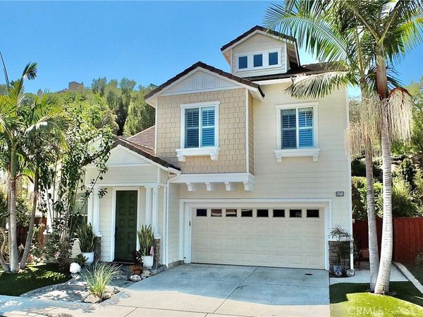 2471 Amelia Court, Signal Hill, CA 90755