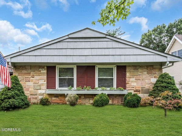 580 Lloyd Road, Matawan, NJ 07747