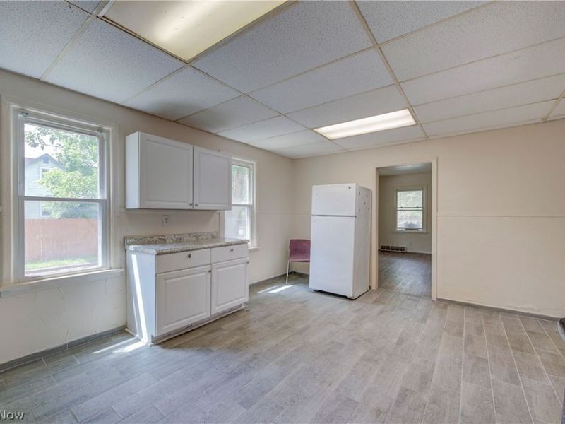 3295 W 56th Street, Cleveland, OH 44102 Photo 14