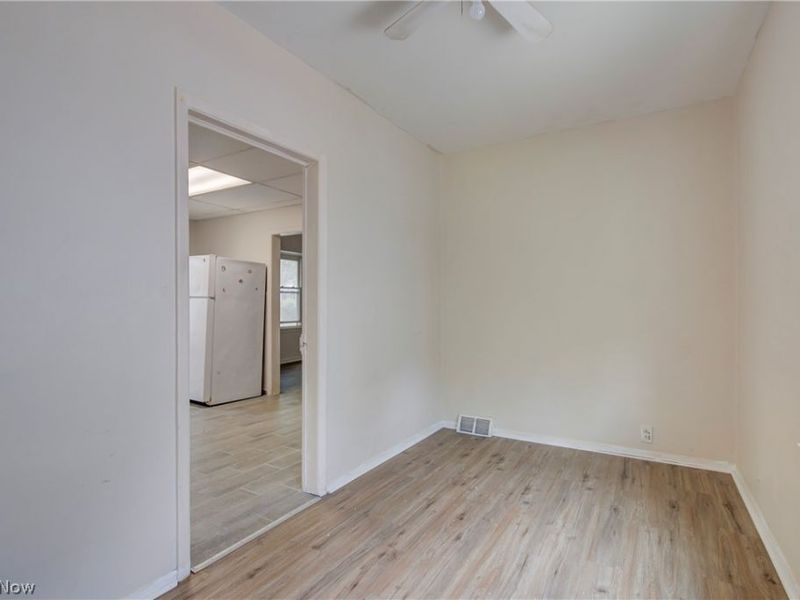 3295 W 56th Street, Cleveland, OH 44102 Photo 18