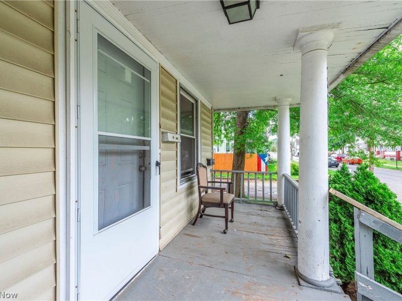 3295 W 56th Street, Cleveland, OH 44102 Photo 4