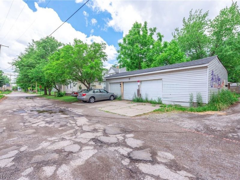 3295 W 56th Street, Cleveland, OH 44102 Photo 6