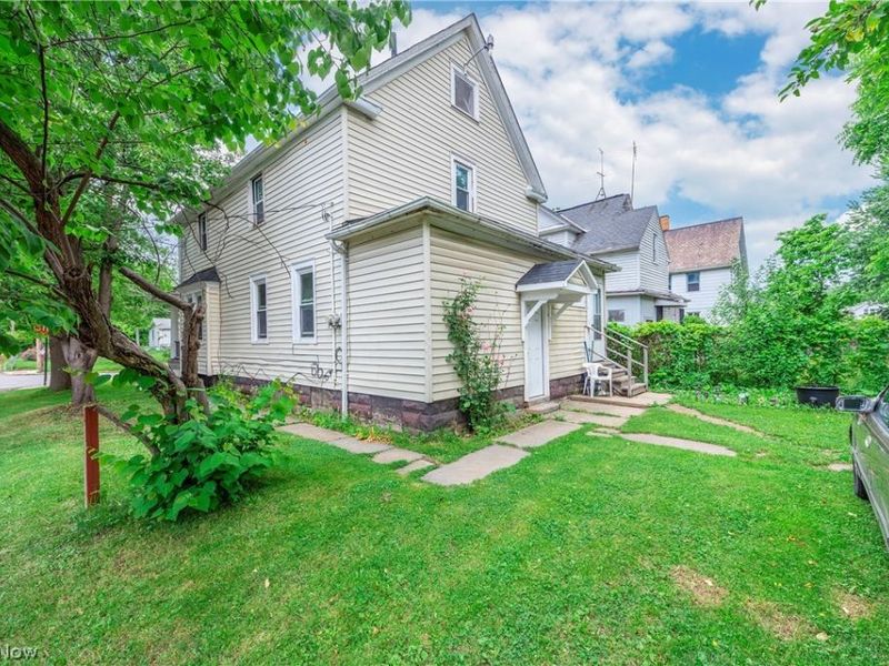 3295 W 56th Street, Cleveland, OH 44102 Photo 7
