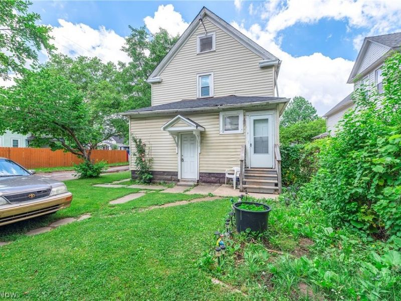 3295 W 56th Street, Cleveland, OH 44102 Photo 8