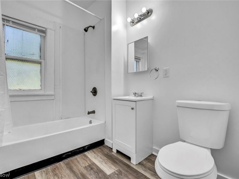 12205 Revere Avenue, Cleveland, OH 44105 Photo 17