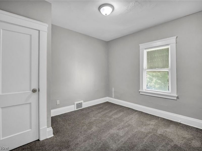 12205 Revere Avenue, Cleveland, OH 44105 Photo 27