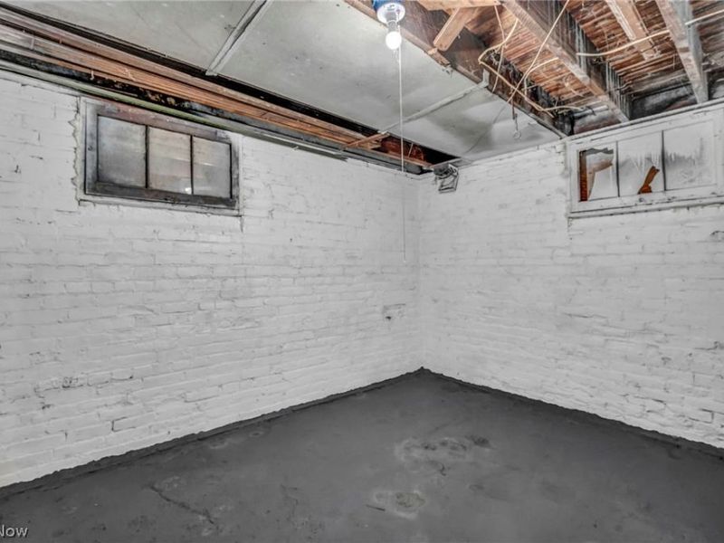 12205 Revere Avenue, Cleveland, OH 44105 Photo 34