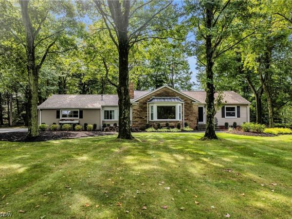 29126 Chardon Road , Willoughby Hills, OH 44092