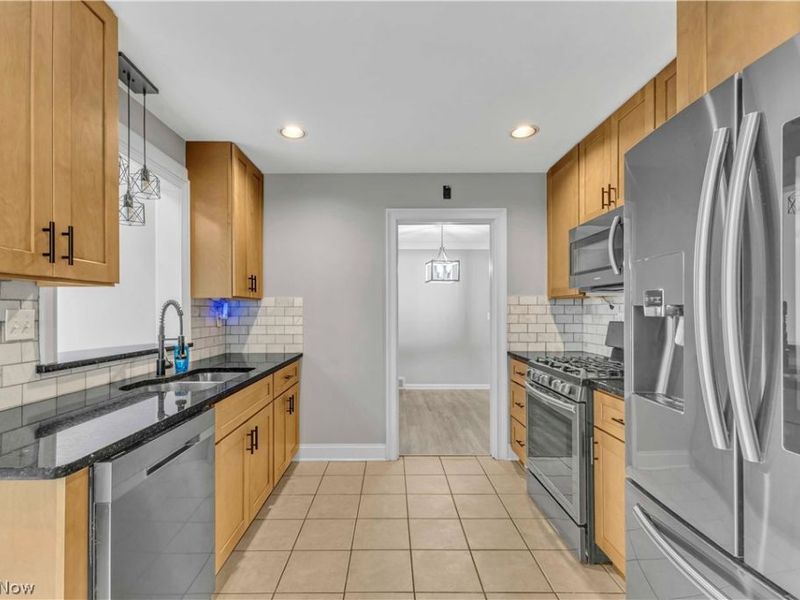 29126 Chardon Road, Willoughby Hills, OH 44092 Photo 10