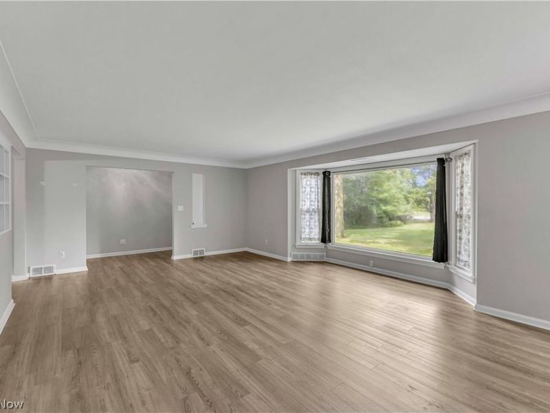 29126 Chardon Road, Willoughby Hills, OH 44092 Photo 7