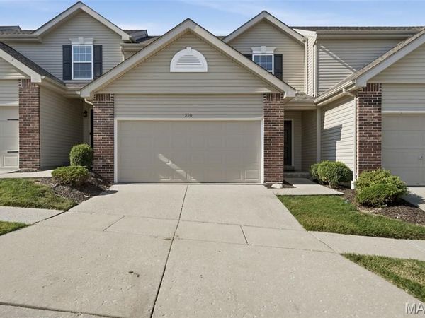 330 Willott Square Drive , St Peters, MO 63376