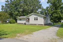 109 Annie Williams Street photo 4