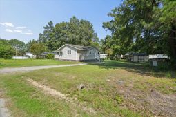 109 Annie Williams Street photo 4