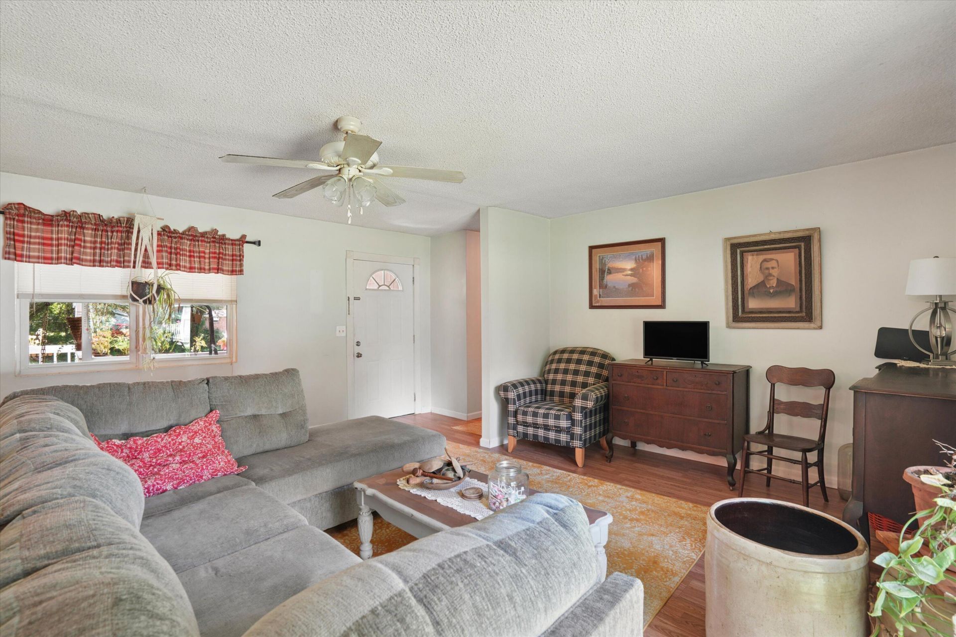 109 Annie Williams Street Photo 7