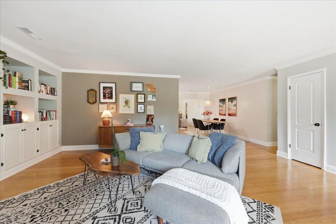 14 Wardlaw Court Photo 12