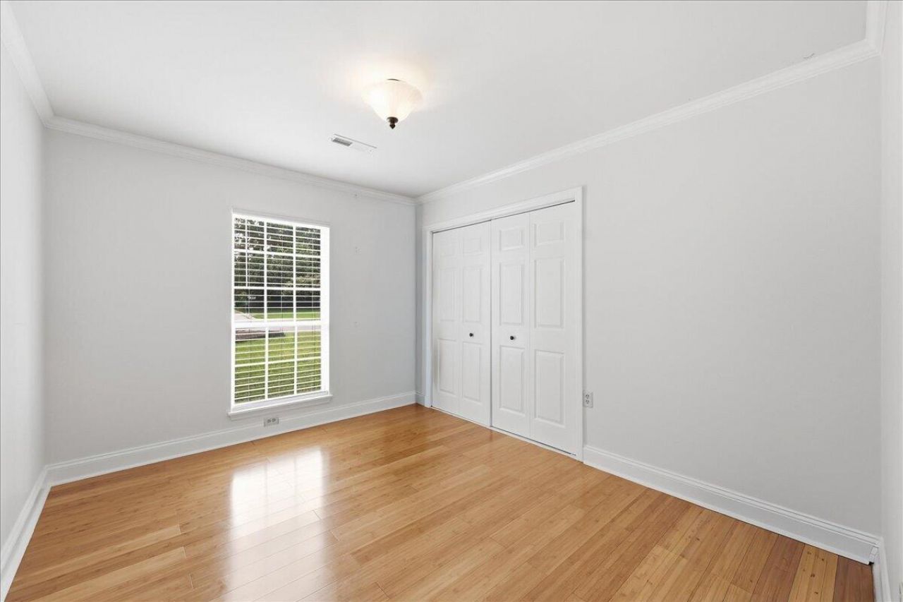 14 Wardlaw Court Photo 38
